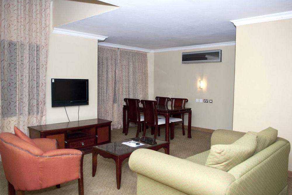 Hawthorn Suites By Wyndham Abuja Dış mekan fotoğraf