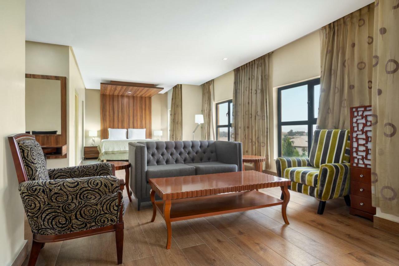 Hawthorn Suites By Wyndham Abuja Dış mekan fotoğraf
