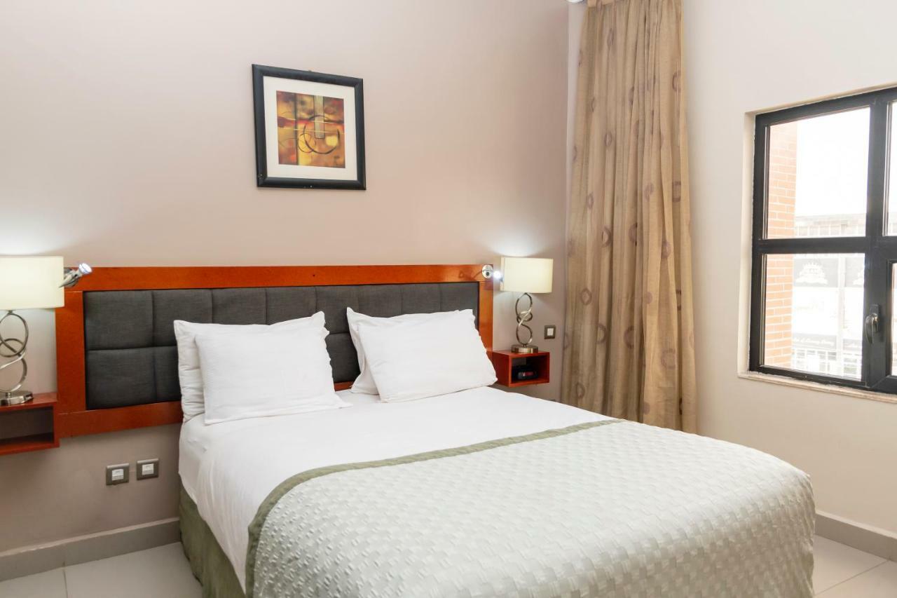 Hawthorn Suites By Wyndham Abuja Dış mekan fotoğraf