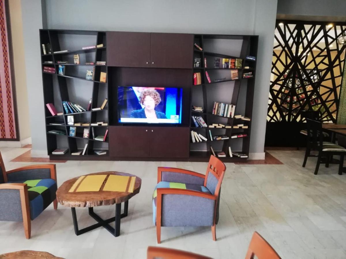 Hawthorn Suites By Wyndham Abuja Dış mekan fotoğraf